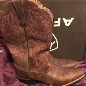 Ariat Cowgirl boots